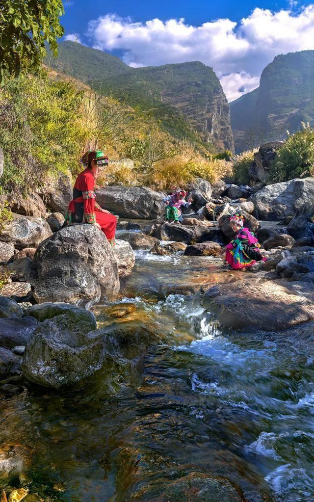 你好，看到你说你是北京服装学院研究生，很高兴认识你，我也是今年准备考北服研究生的，能加你好友吗？？